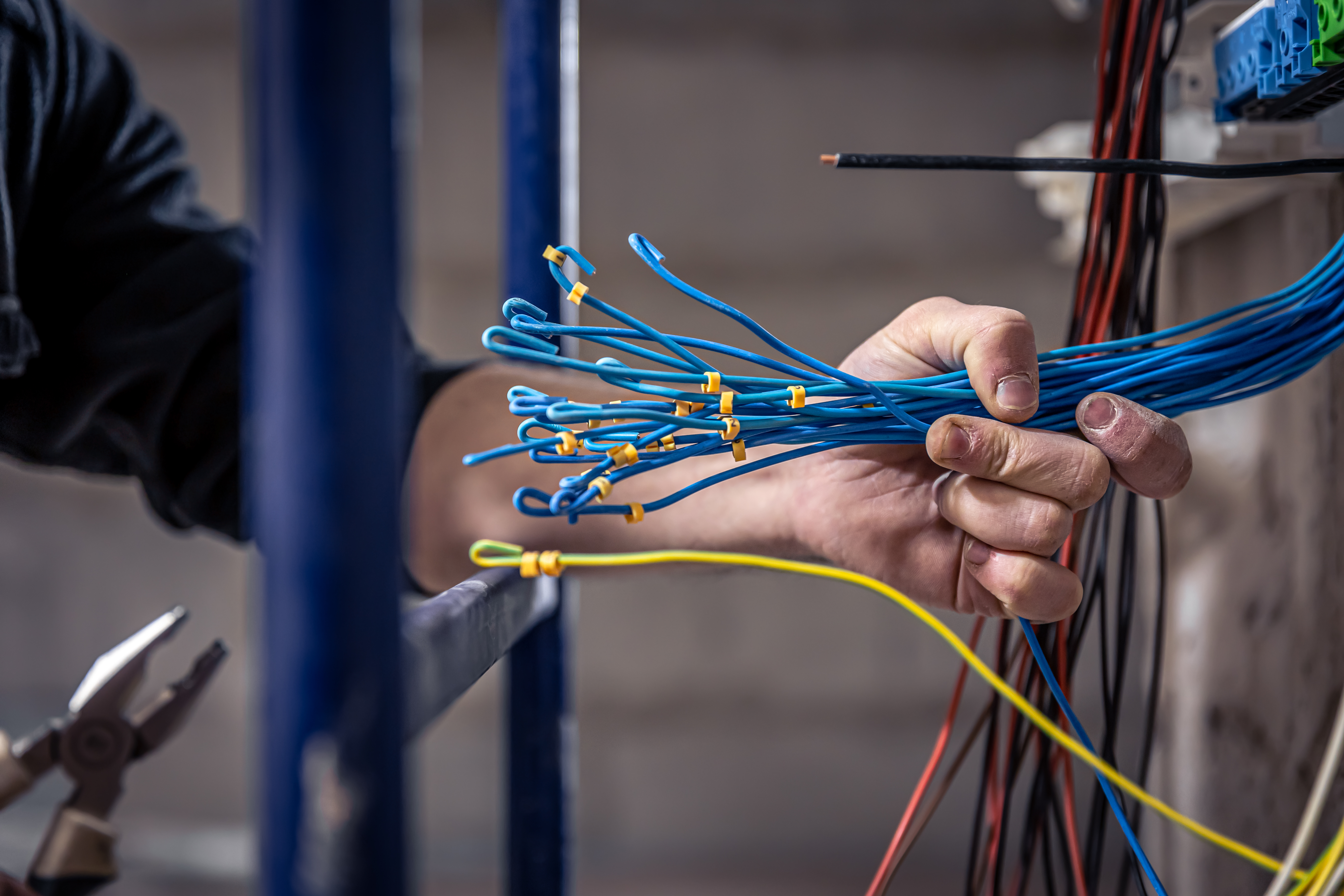 En Sık Görülen Elektrik Arızaları ve Çözümleri: Kayseri Elektrikçi İpuçları